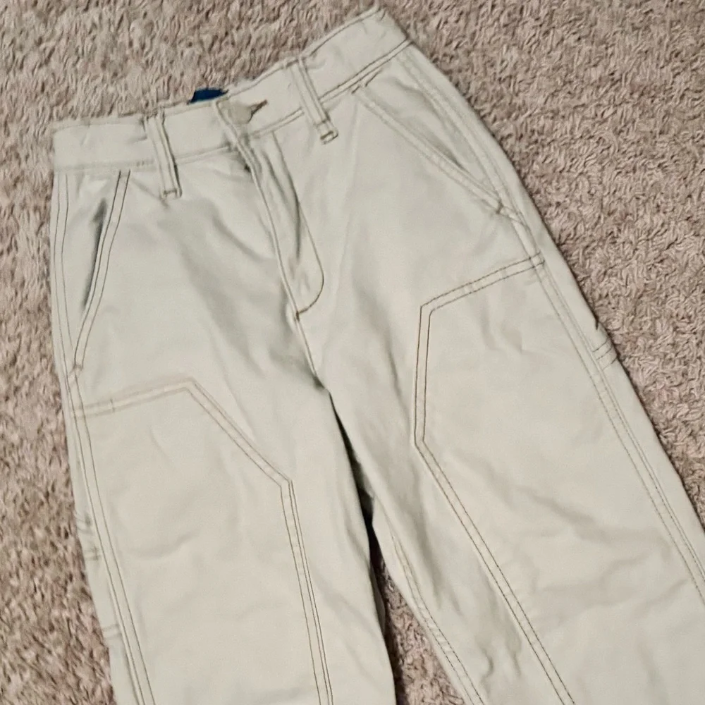 Old Navy girls carpenter wide leg tan pants, size 10